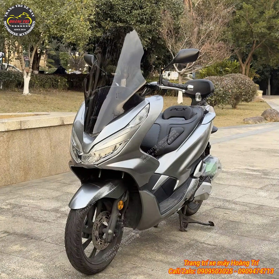 Kính chắn gió HTR lắp chuẩn PCX 2018